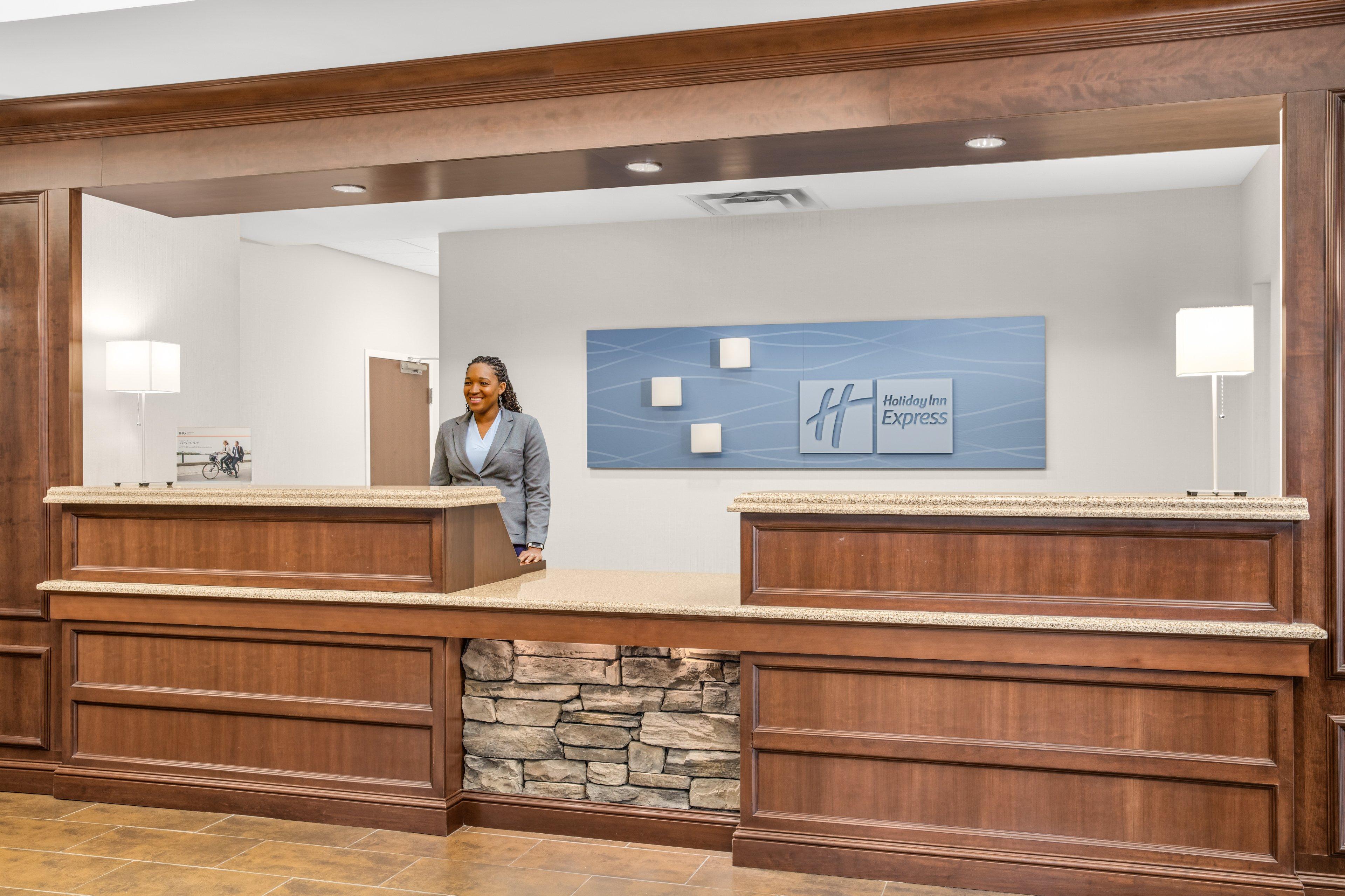 Holiday Inn Express & Suites Wilmington-Newark By Ihg Eksteriør billede