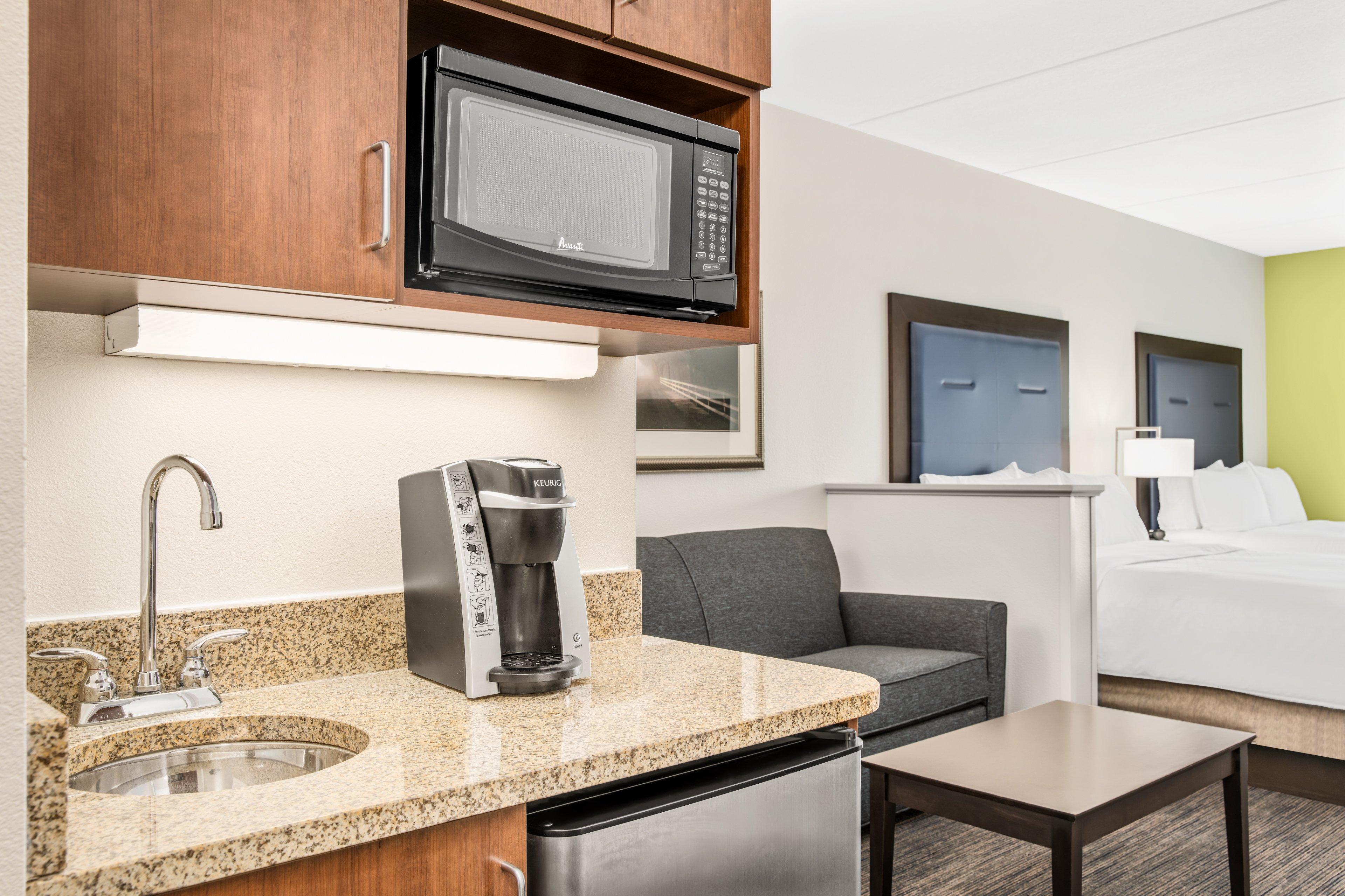 Holiday Inn Express & Suites Wilmington-Newark By Ihg Eksteriør billede