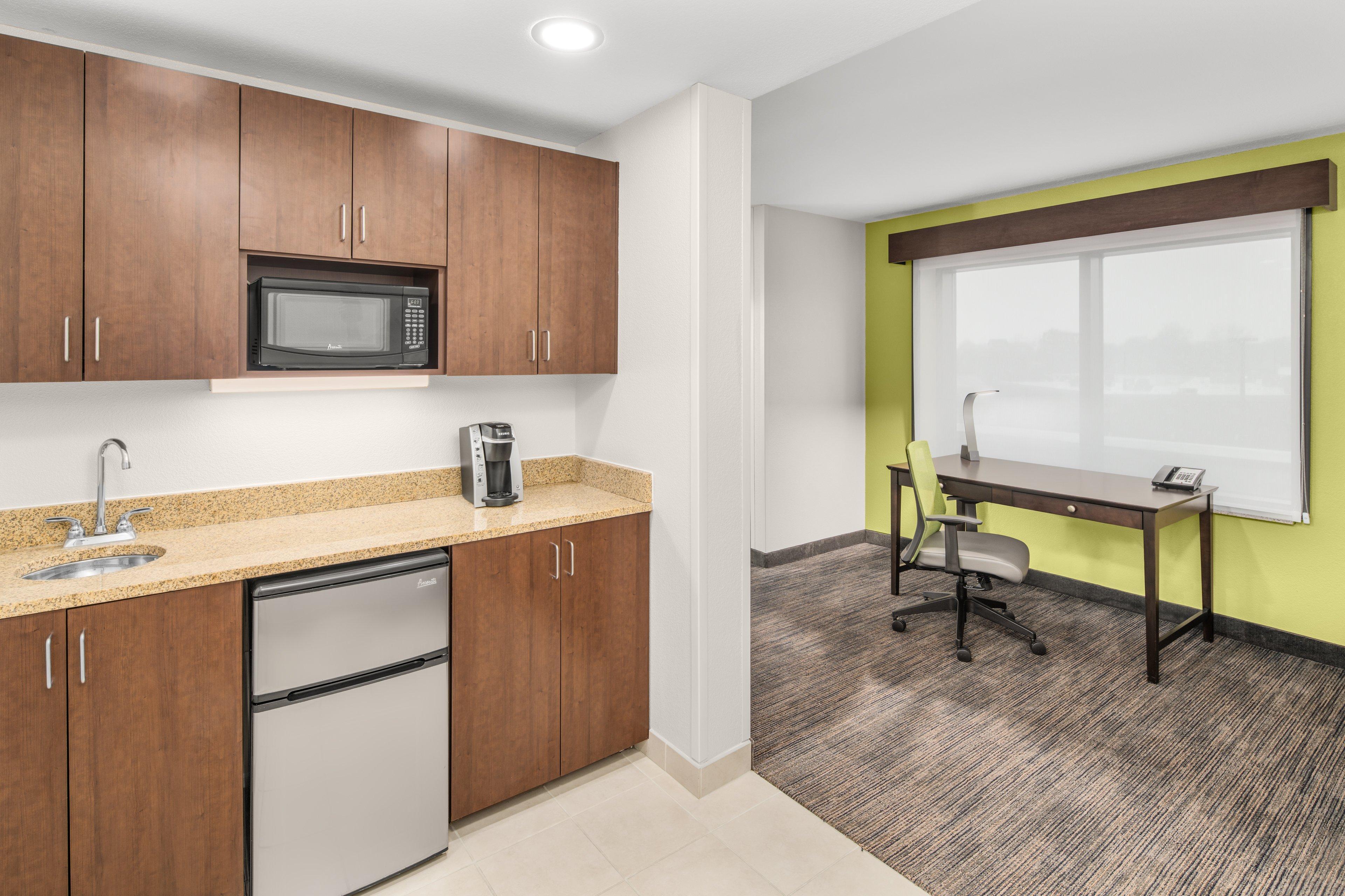 Holiday Inn Express & Suites Wilmington-Newark By Ihg Eksteriør billede