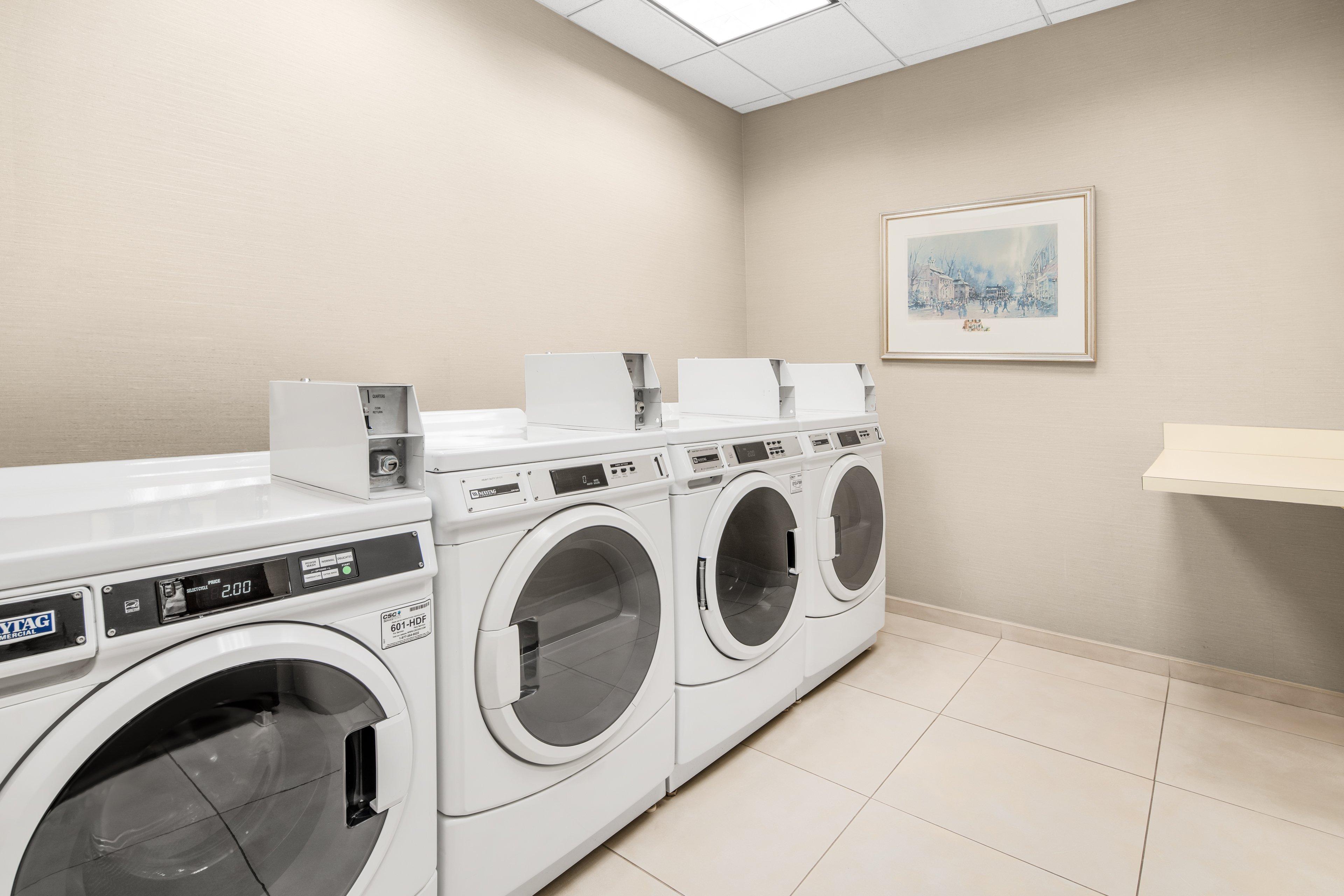 Holiday Inn Express & Suites Wilmington-Newark By Ihg Eksteriør billede