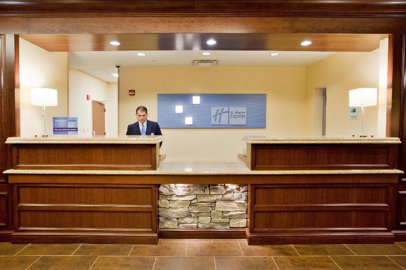 Holiday Inn Express & Suites Wilmington-Newark By Ihg Interiør billede